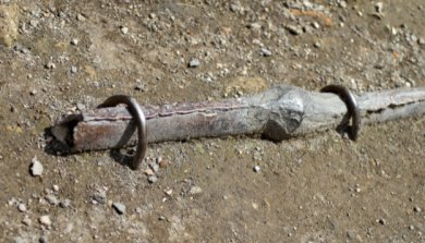 Dein Abschnittstext - 1 ein altes Bleirohr